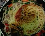 Foto langkah ke 2 dari resep Spagethy bolognaise pedas simple bahan seadanya d kulkas.
