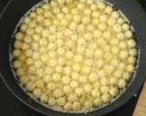 Foto langkah ke 6 dari resep Kue Keciput Wijen Devina Hermawan.