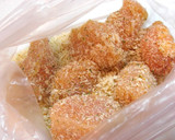 A picture of step 3 of Pan-fried Chicken with Consommé Breadcrumbs.