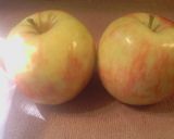 A picture of step 3 of sunshine's cream apple tart.
