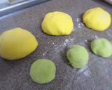 A picture of step 4 of Character Bread Funasshii Kabocha Squash Bread.