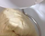 A picture of step 2 of Chewy Yogurt Bagels.