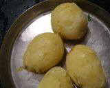 A picture of step 1 of Pani Puri.