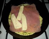 Foto del paso 3 de la receta: Omelette de Jamón y Queso