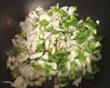 Foto del paso 3 de la receta: Wok de quinoa fácil