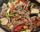Foto del paso 6 de la receta: Tiras de ternera con verduras