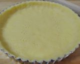 A picture of step 1 of Passionfruit (or Mango) Cheese Tart.