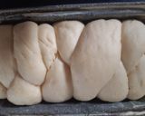 Une image de l'étape 5 de Brioche moelleuse tressée.