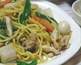 A picture of step 9 of Easy and Yummy Shanghai-Style Yakisoba Noodles.