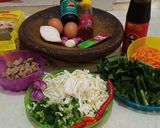 Foto langkah ke 1 dari resep Bihun Goreng Bakso Sayur.