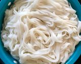 Foto del paso 1 de la receta: Fideos de arroz con salsa de atún y crema
