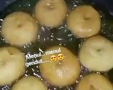 Foto langkah ke 4 dari resep Donat (tanpa proofing).