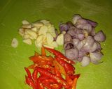 Foto langkah ke 1 dari resep Gulai Labu Parang dan Tahu Dengan Bumbu Instan.