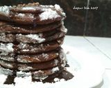 Foto langkah ke 8 dari resep Pancake Buttermilk Coklat.