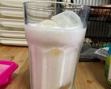 A picture of step 4 of Ice Caramel Macchiato Drink.