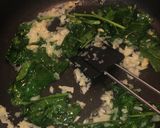 Foto del paso 4 de la receta: Pasta en salsa blanca con brócoli, espinaca y tocineta