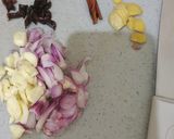 Foto langkah ke 1 dari resep Chili oil.