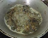 Foto langkah ke 2 dari resep Serundeng Ikan Pedas.