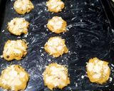 Foto langkah ke 5 dari resep Soft Cookies Choco Chip.