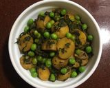 A picture of step 9 of Methi Matar Aloo.