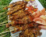 Foto langkah ke 4 dari resep Sate Sambal Kecap Bawang.