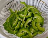 Foto langkah ke 1 dari resep Tumis Pare Teri.
