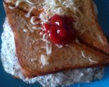A picture of step 4 of Chicken omlet cheese sandwich.