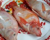A picture of step 2 of Pla Pao / Thai Style Grilled Whole Fish.