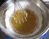 A picture of step 4 of Marron Chiffon Cake with Creme de Marron.