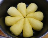 A picture of step 5 of Halloween Kabocha Squash Bread.