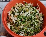 Gambar langkah 6 resipi Nasi kerabu tumis golok ori klate.