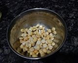 A picture of step 1 of Yellow split peas dal spinach bhurji.