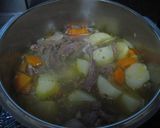 A picture of step 7 of Sublime! Beef Tendon Curry that Anyone can Make in a Pressure Cooker.