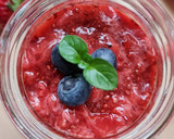 Foto del paso 3 de la receta: Cheesecake de frutilla en vaso