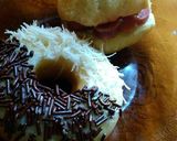 Foto langkah ke 7 dari resep Donat irit rit.