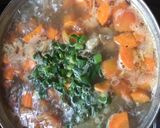 Foto langkah ke 4 dari resep Sup Daging.