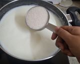 A picture of step 5 of Palada Payasam.