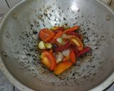 Foto langkah ke 2 dari resep Sambal Terasi Belimbing Wuluh.