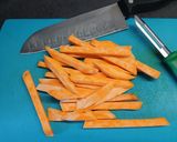 Foto del paso 1 de la receta Palitos de batata en airfryer