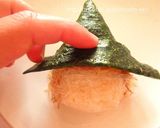 A picture of step 6 of Halloween Witch Girl Character Bento.
