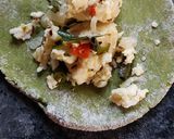 A picture of step 3 of Palak paneer parata.
