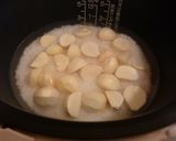A picture of step 3 of Simple and Tasty Chestnut Rice.