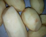 A picture of step 1 of Fried potatoes with egg.