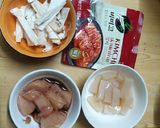 Hình bước làm 1 của món Đậu nưa xào kim chi gà và nấm đùi gà