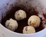 A picture of step 6 of Cream Cheese ♡ White Chocolate Truffle.
