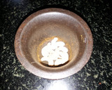 A picture of step 2 of Matar Paneer.