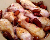 Foto del paso 5 de la receta: Muslos de pollo al vino tinto