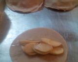 A picture of step 6 of sunshine's apple turnovers.