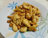 Foto del passaggio 5 della ricetta Pollo alle mandorle
