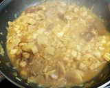 Foto del paso 9 de la receta: Pollo con setas y cebolla a la cerveza
